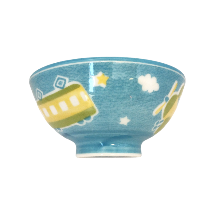 Porcelain bowl with car motif